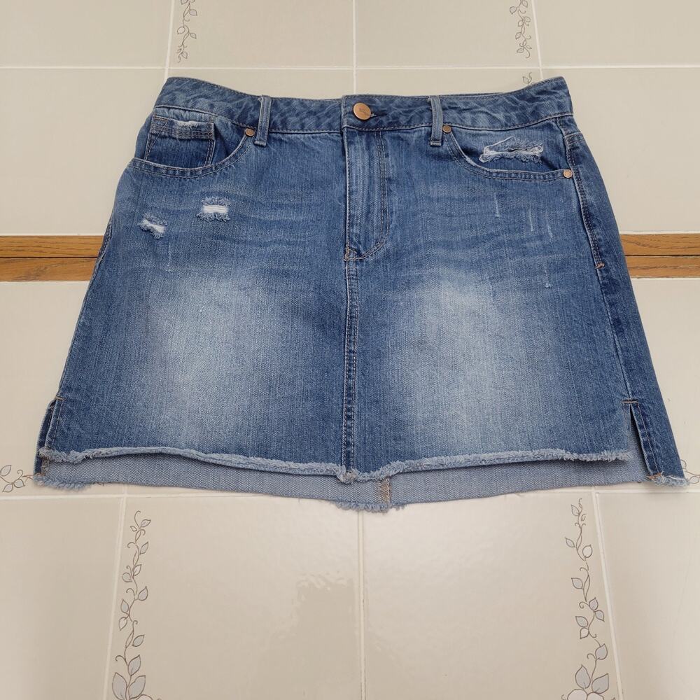 1822 Denim Women's Blue Jeans Skirt Size 12 Distressed 100% Cotton